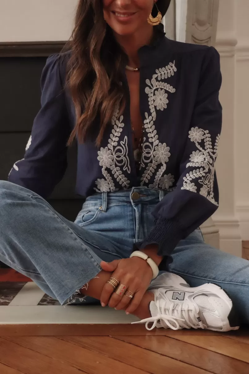Intemporel Shop Blouse Monica brodée bleu marine Shop