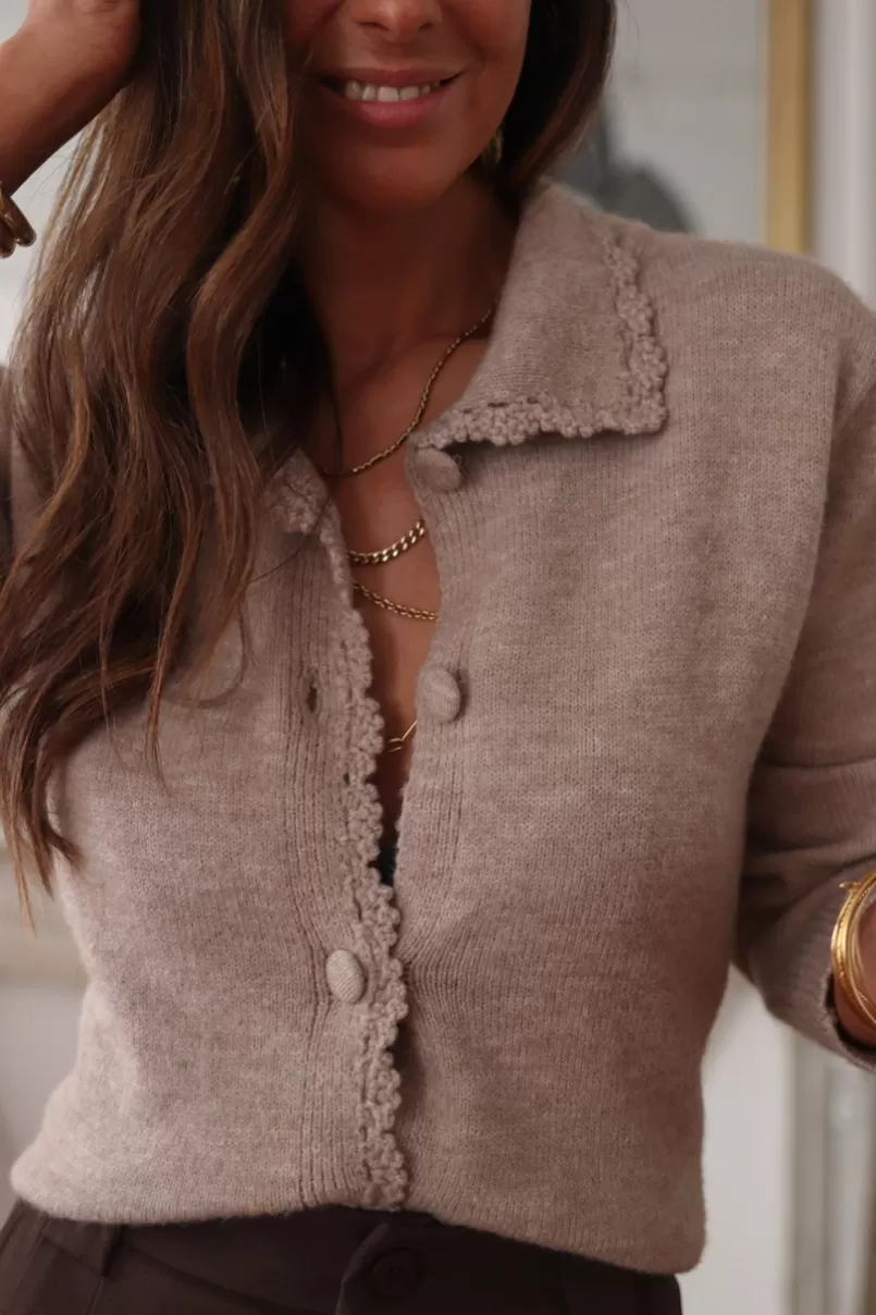 gilet_camille_taupe_2.webp Intemporel Shop Gilet Camille taupe Sale