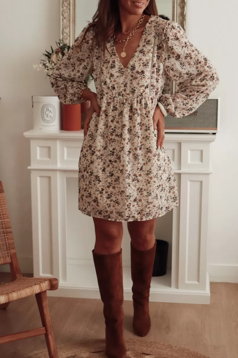 robe_tha_beige__fleurs_3.webp Intemporel Shop Robe Théa beige à fleurs Sale